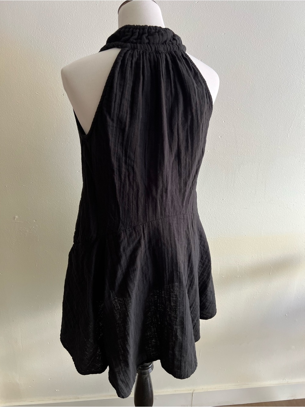 Elan Black Mini Dress with Gathered Hem - Picture 5 of 5
